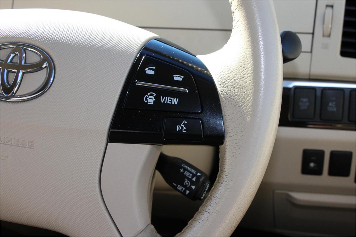 2013 Toyota Estima Aeras Hybrid Exterior 9