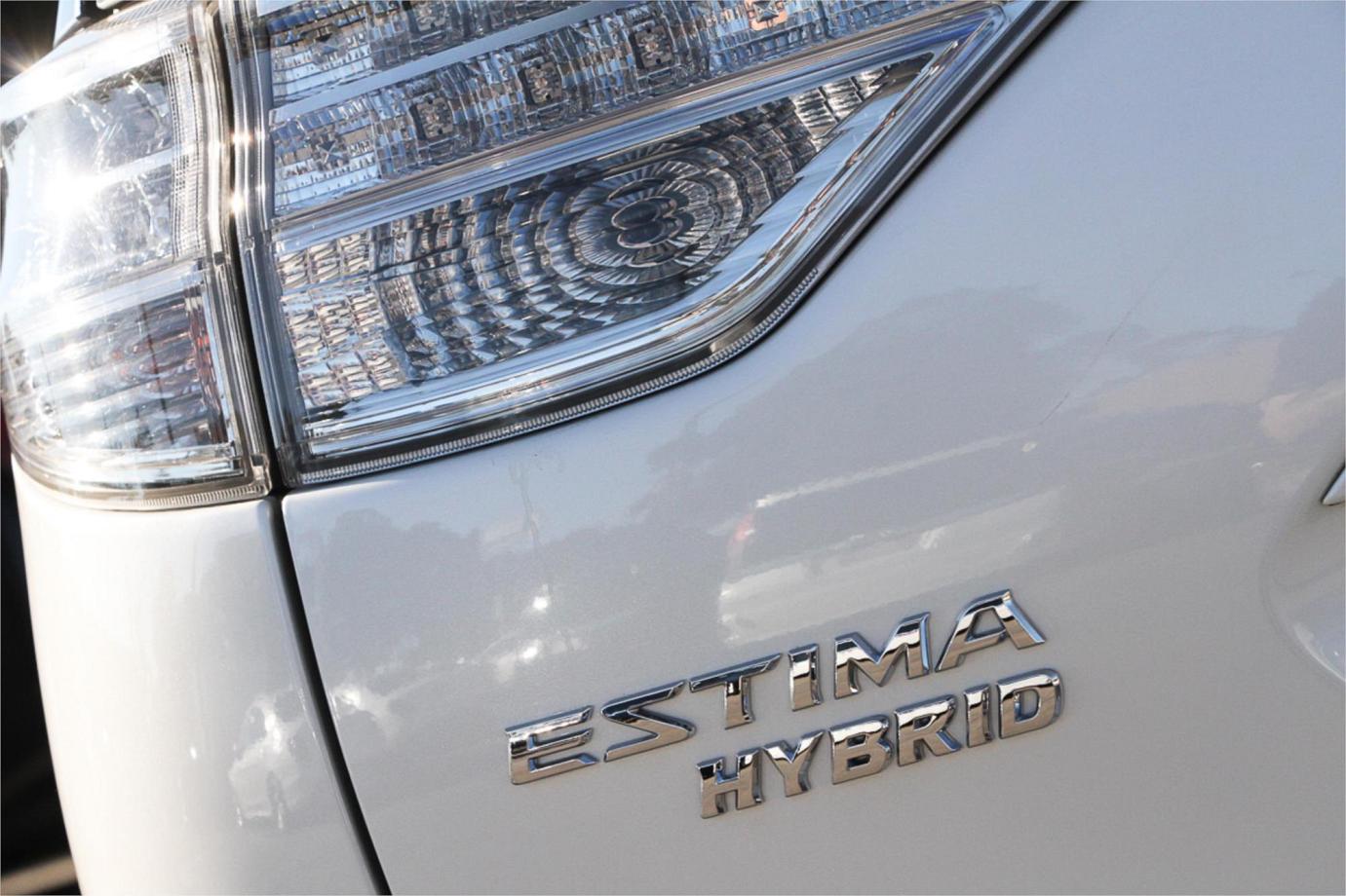 2013 Toyota Estima Aeras Hybrid Exterior 20