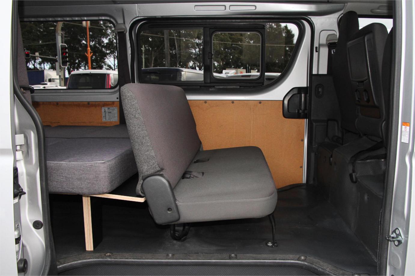 2018 Toyota Hiace Dx (camper Kit) Exterior 2