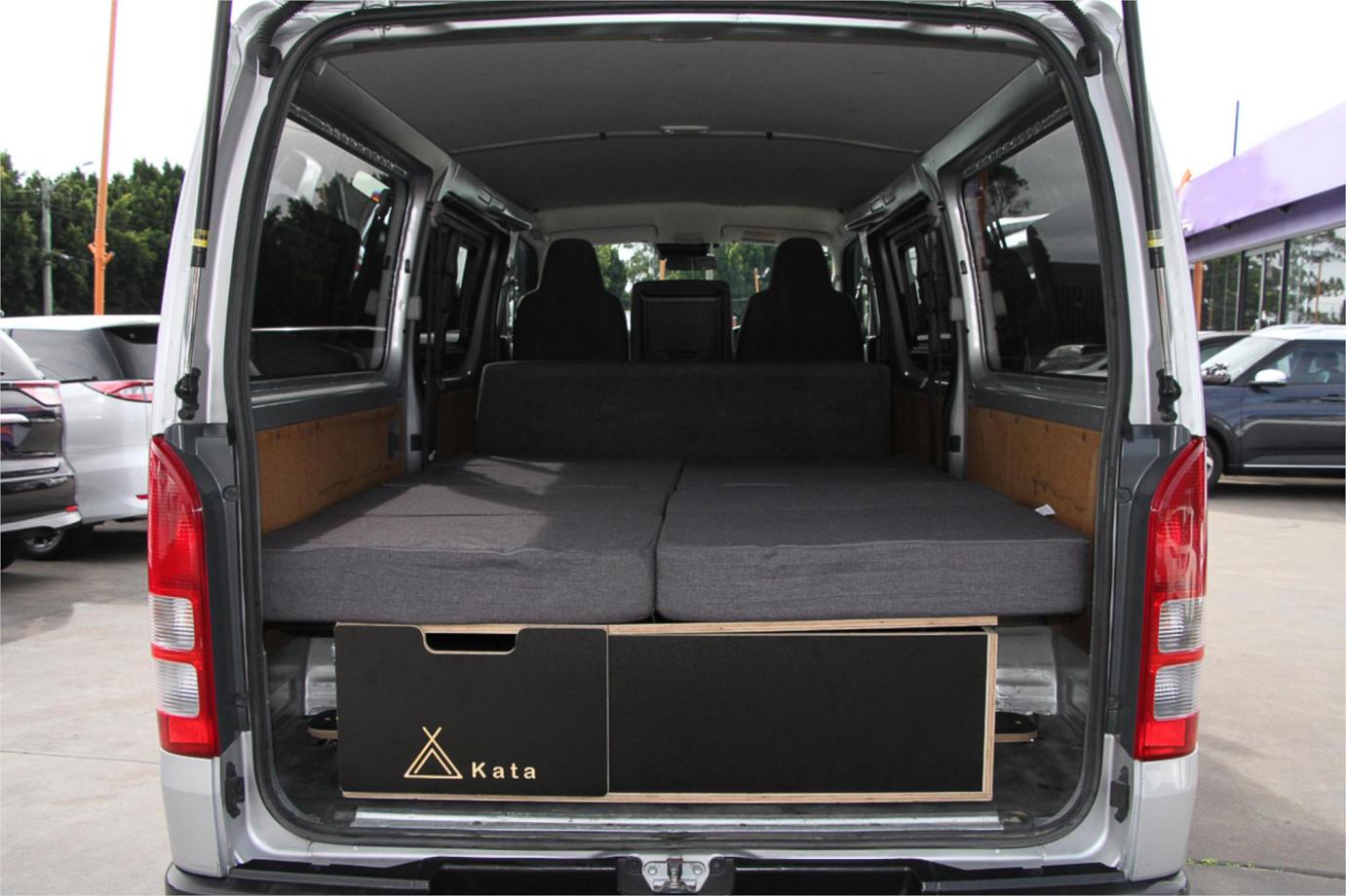 2018 Toyota Hiace Dx (camper Kit) Exterior 16