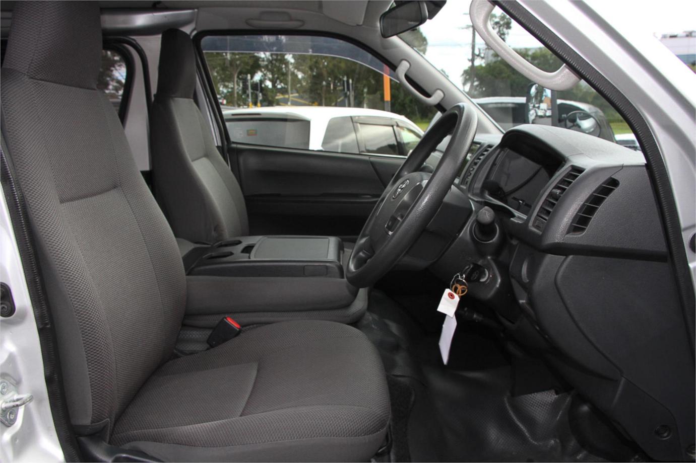 2018 Toyota Hiace Dx (camper Kit) Exterior 37
