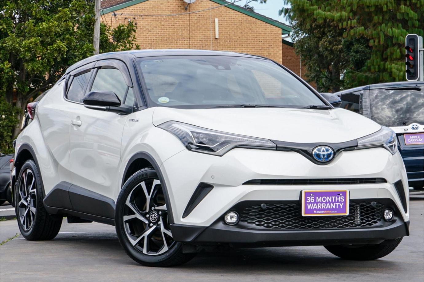 2018 TOYOTA C-HR G TWO TONE (HYBRID)