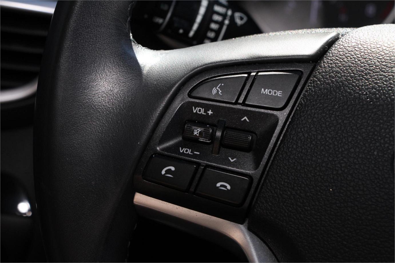 2018 Hyundai Tucson Active X Exterior 9