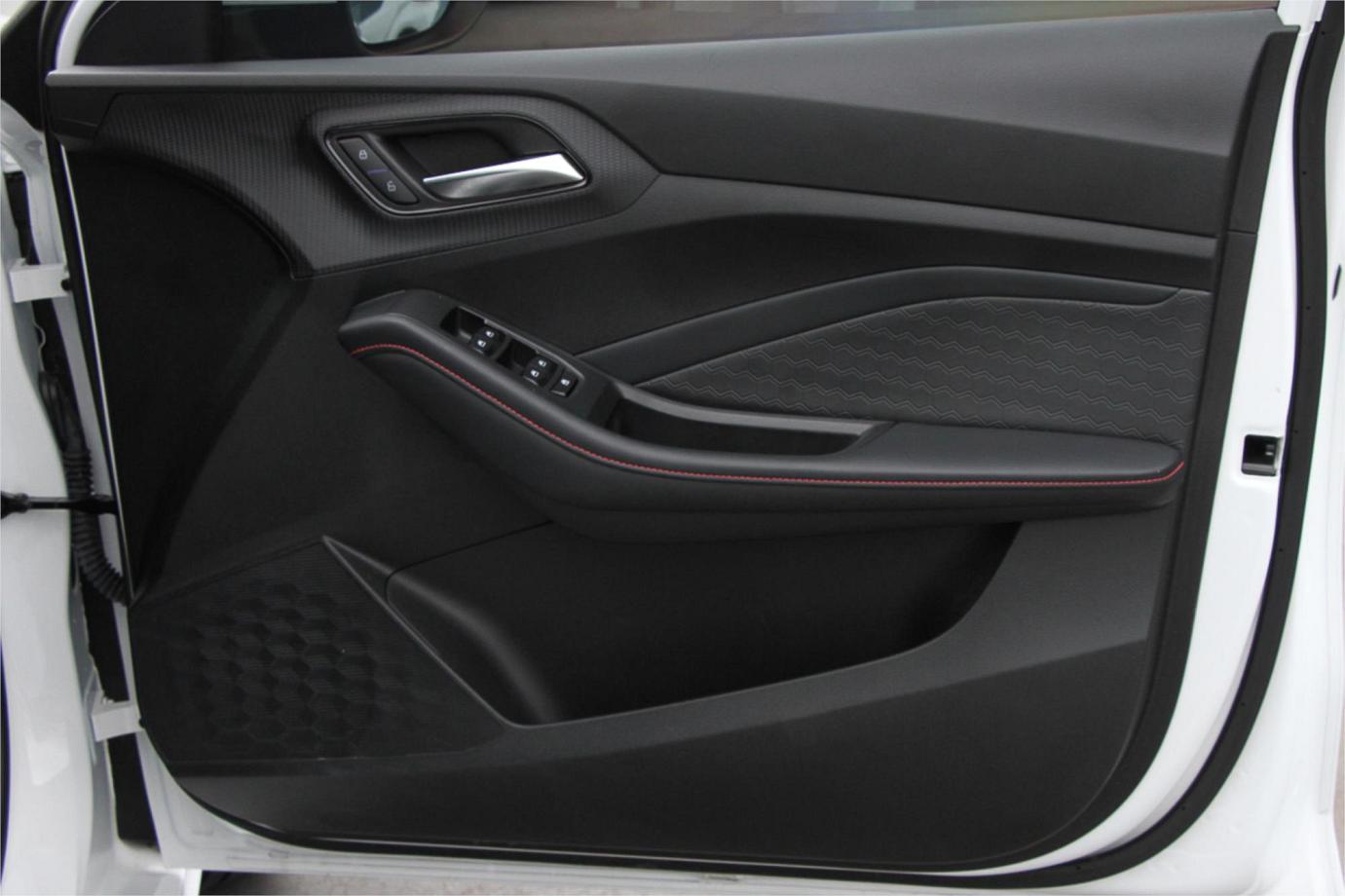 2023 Mg Mg5 Essence Exterior 24