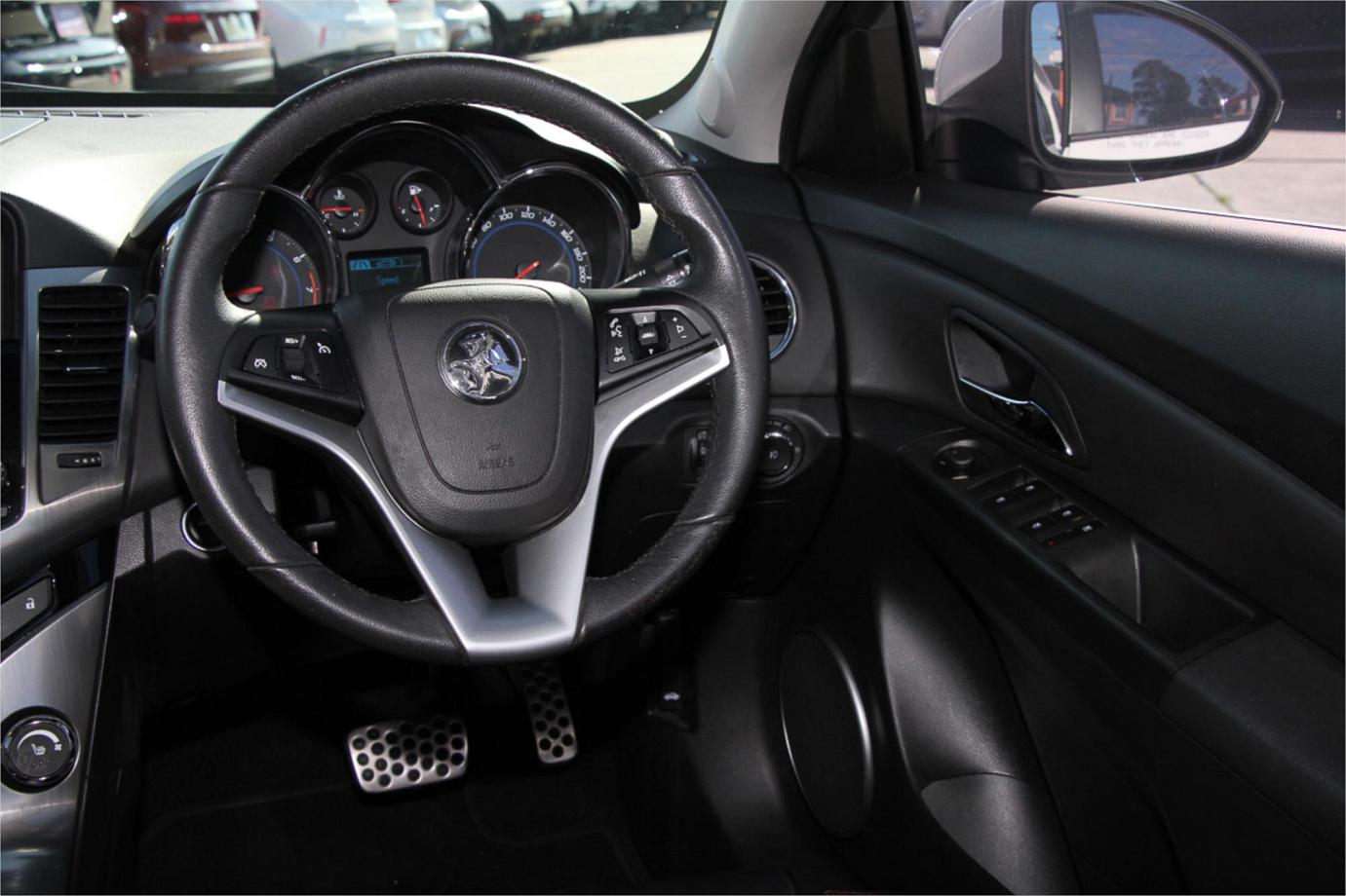 2016 Holden Cruze Sri Z-series Exterior 25