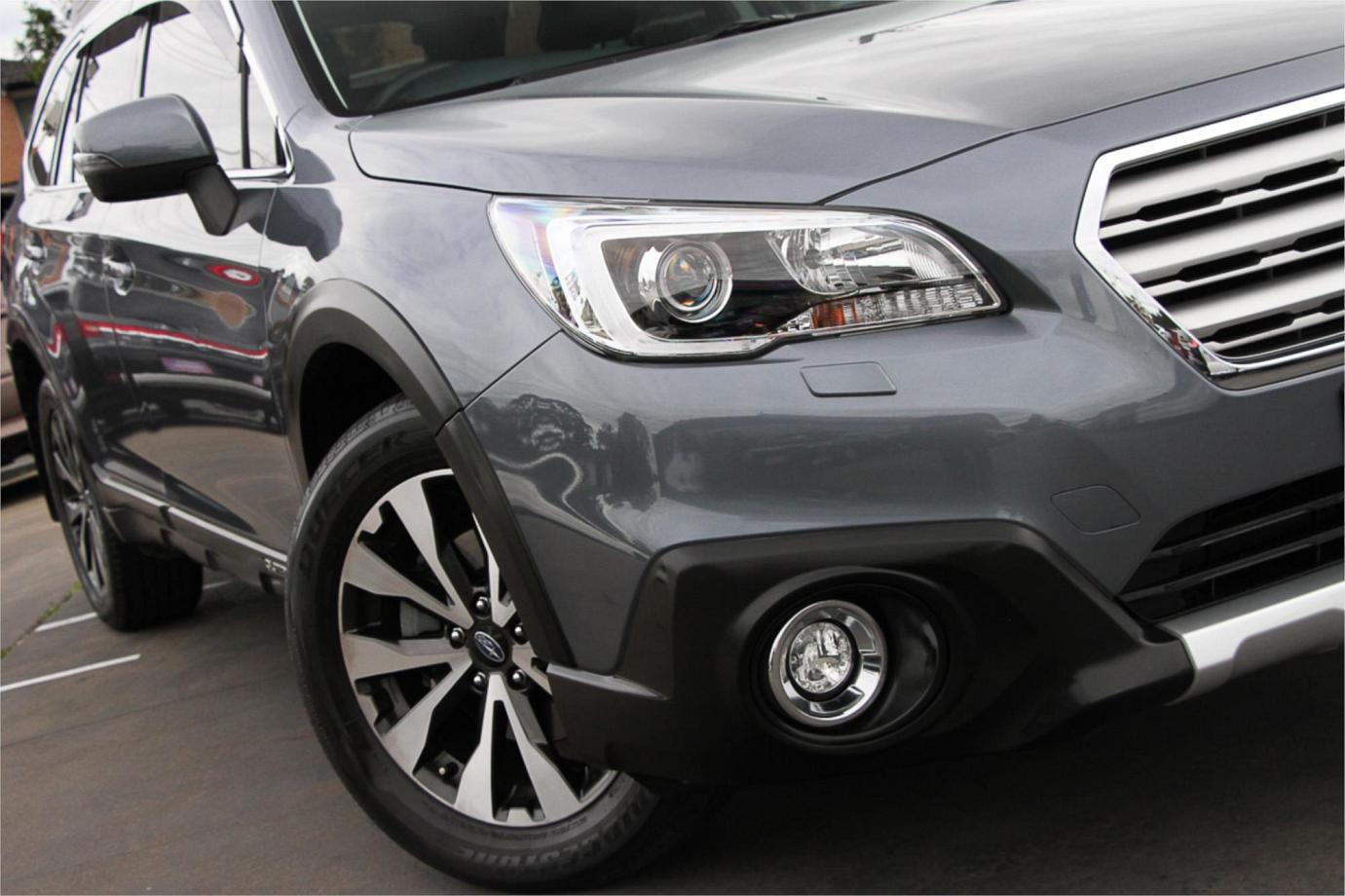 2017 Subaru Outback 2.0d Premium Exterior 12