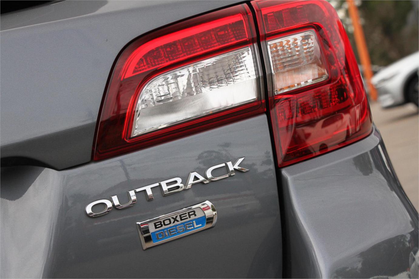 2017 Subaru Outback 2.0d Premium Exterior 19