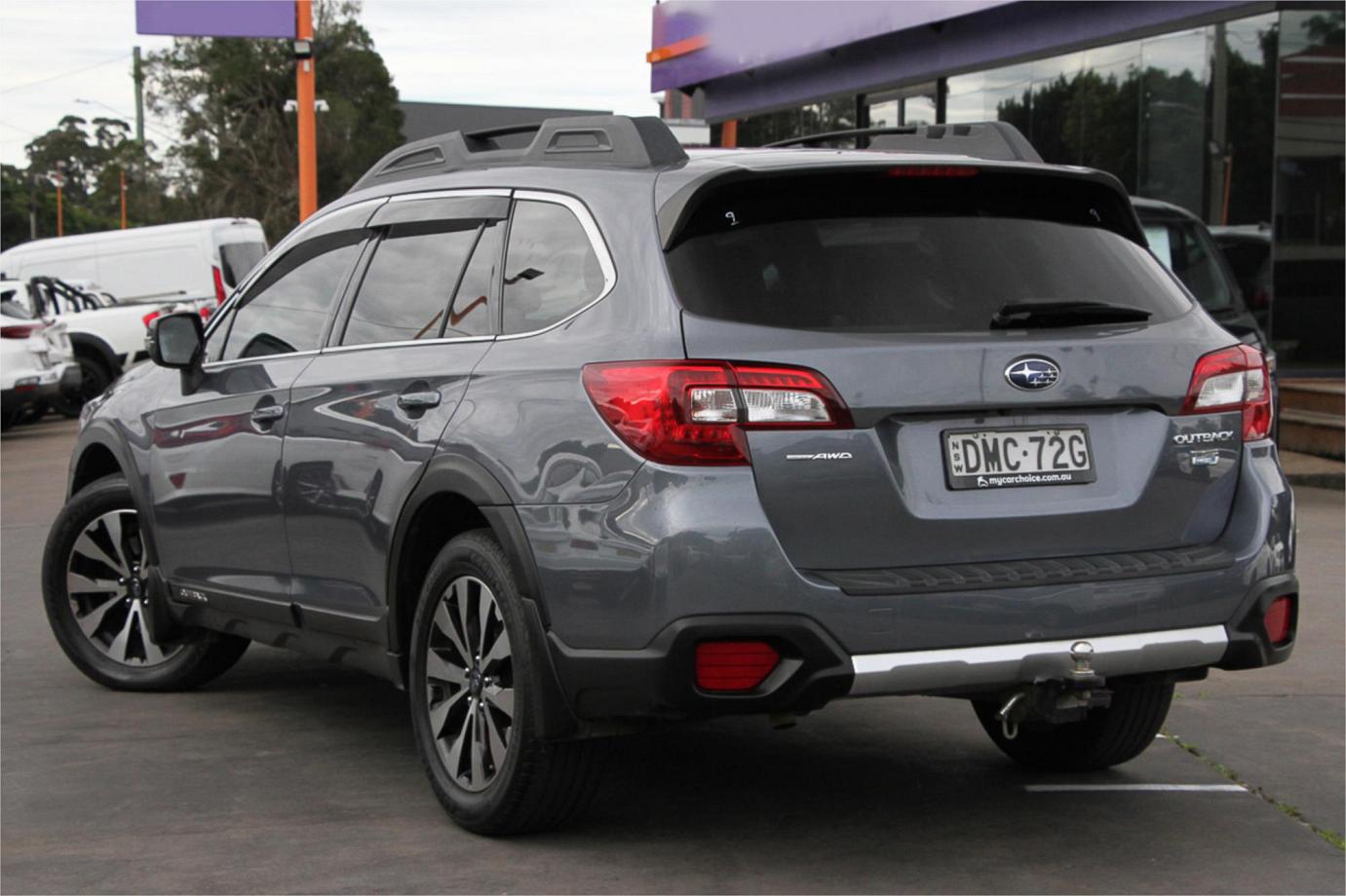 2017 Subaru Outback 2.0d Premium Exterior 21