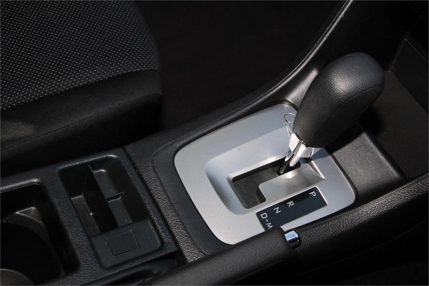 2014 Subaru Impreza 2.0i Exterior 7