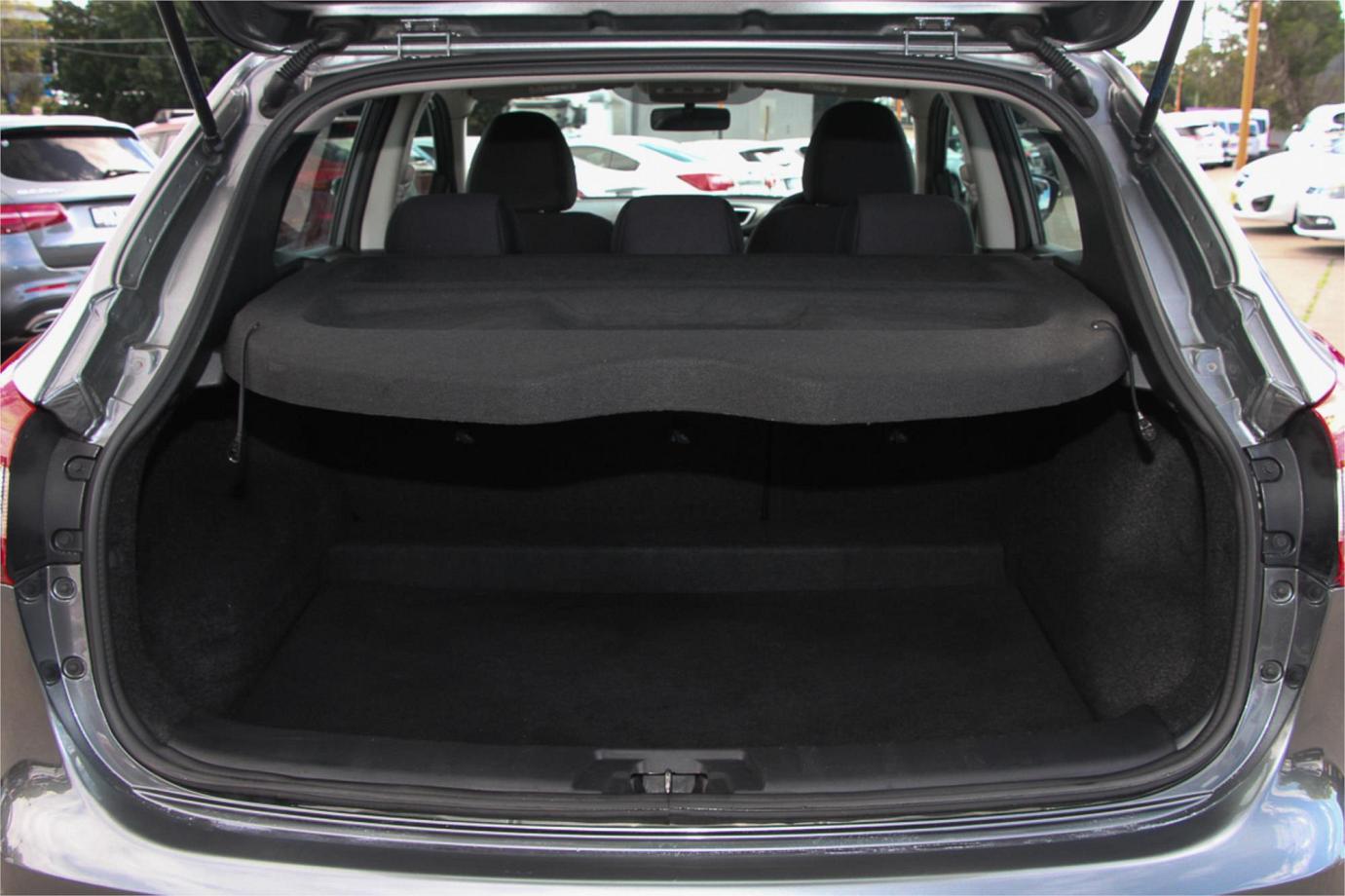 2017 Nissan Qashqai St Exterior 16