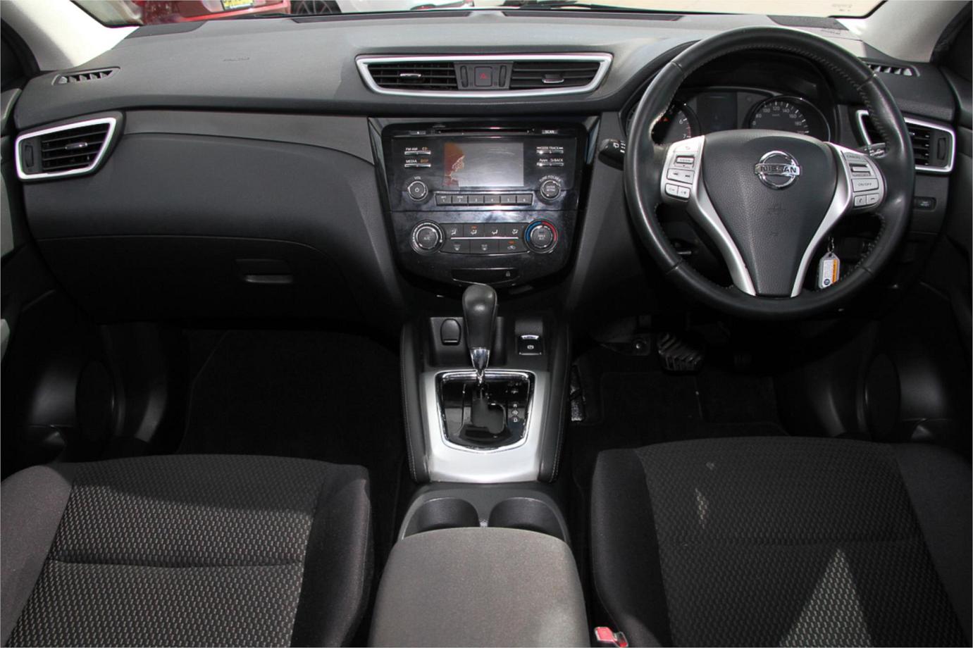2017 Nissan Qashqai St Exterior 22