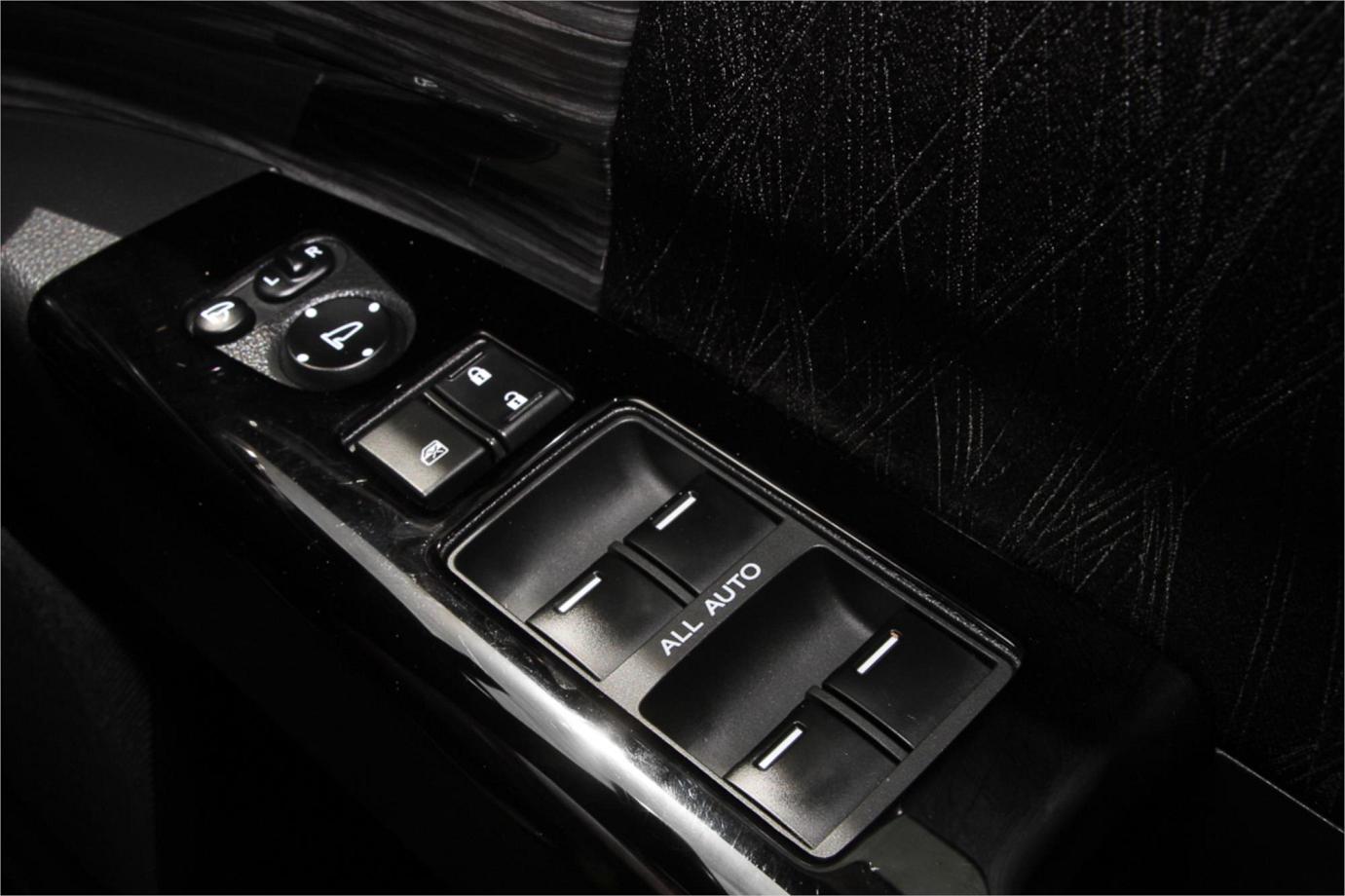 2017 Honda Odyssey Absolute-sensing (hybrid) Exterior 10