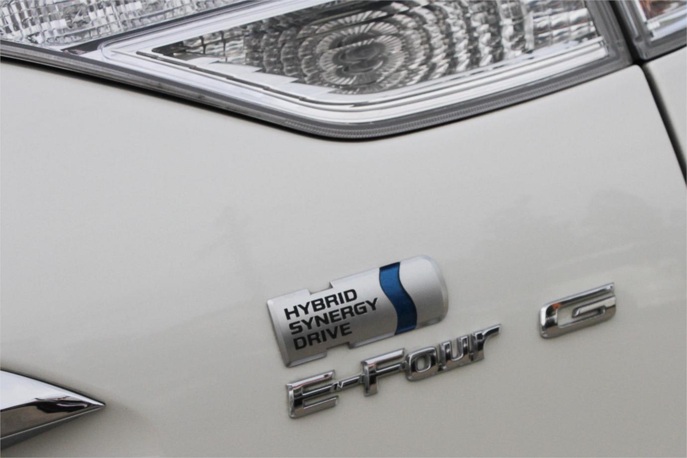 2011 Toyota Estima Hybrid G Exterior 17