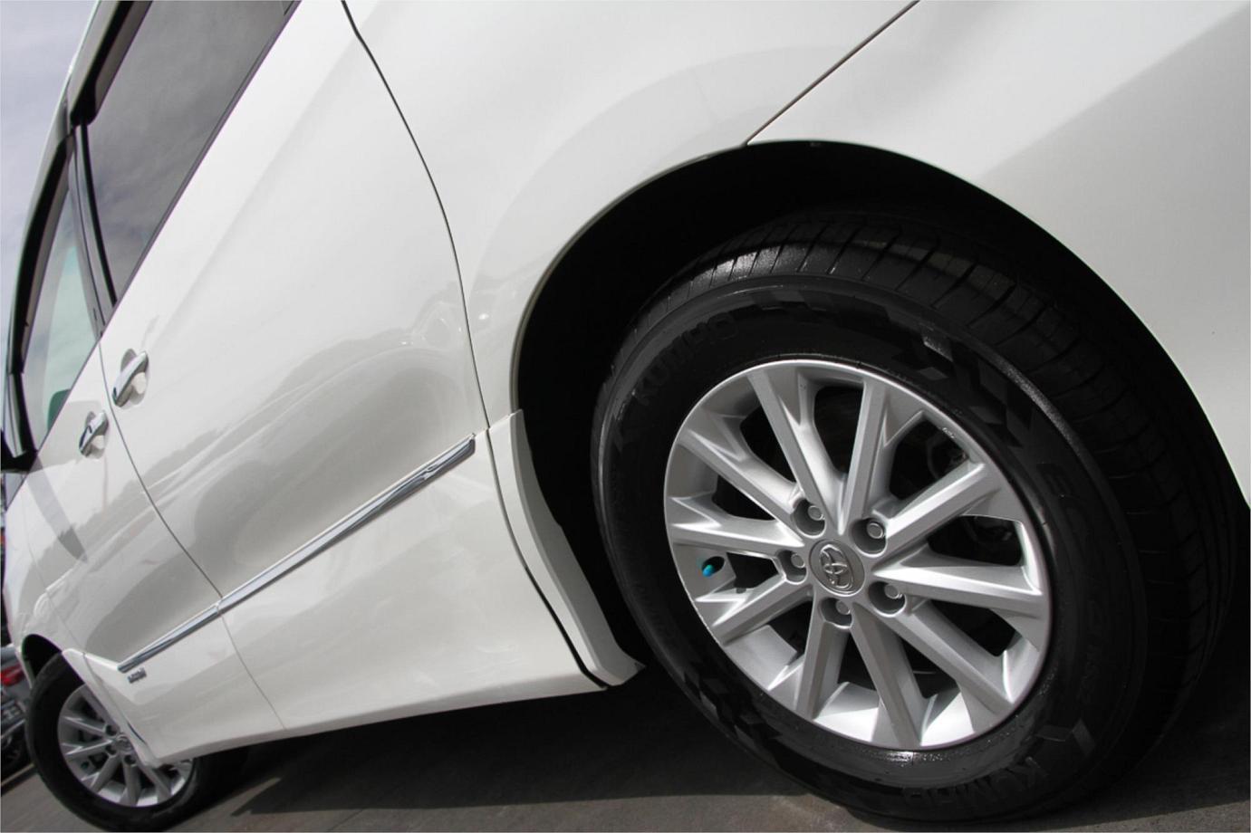 2011 Toyota Estima Hybrid G Exterior 20