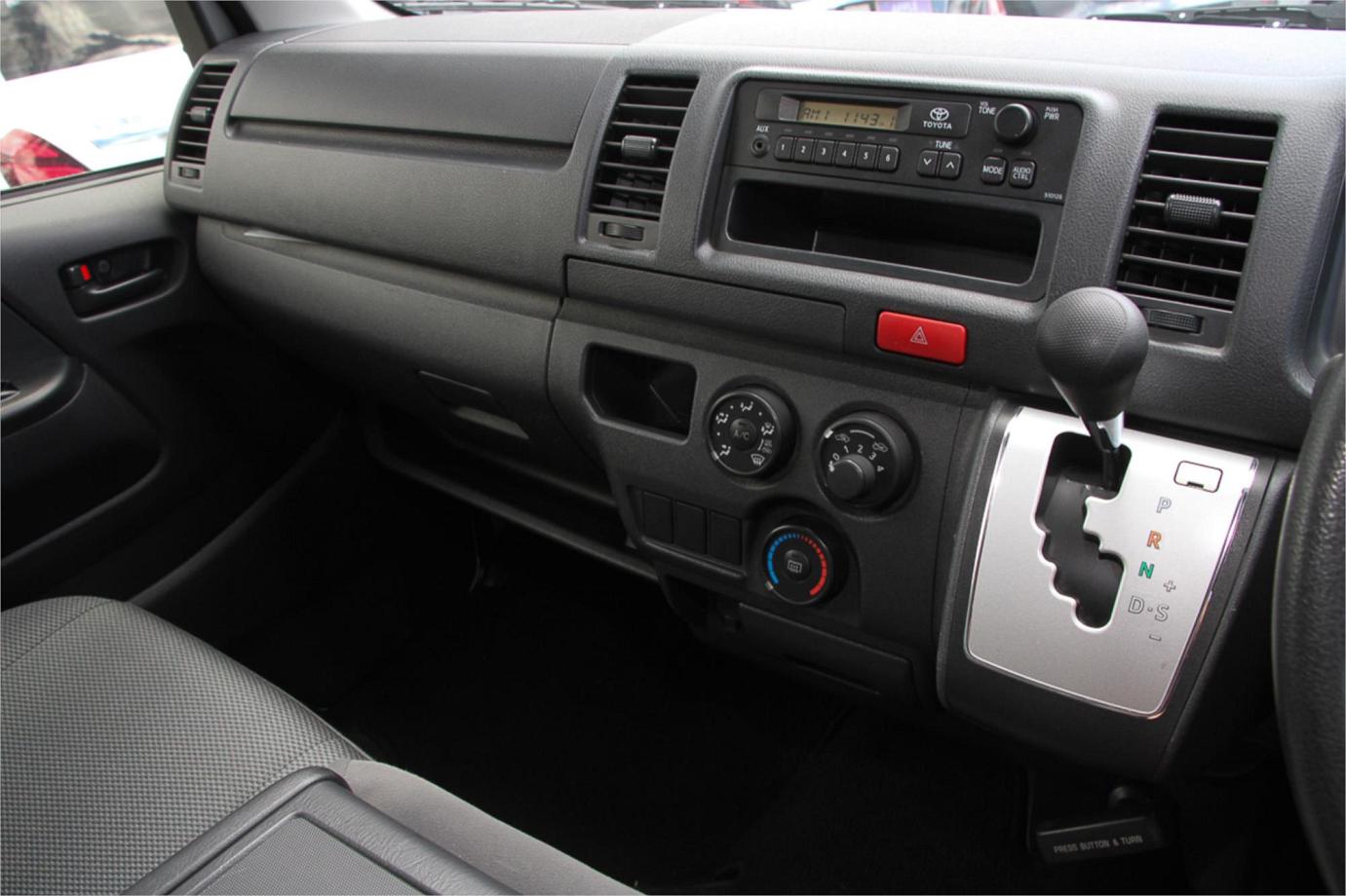 2018 Toyota Hiace Dx (camper Kit) Exterior 3