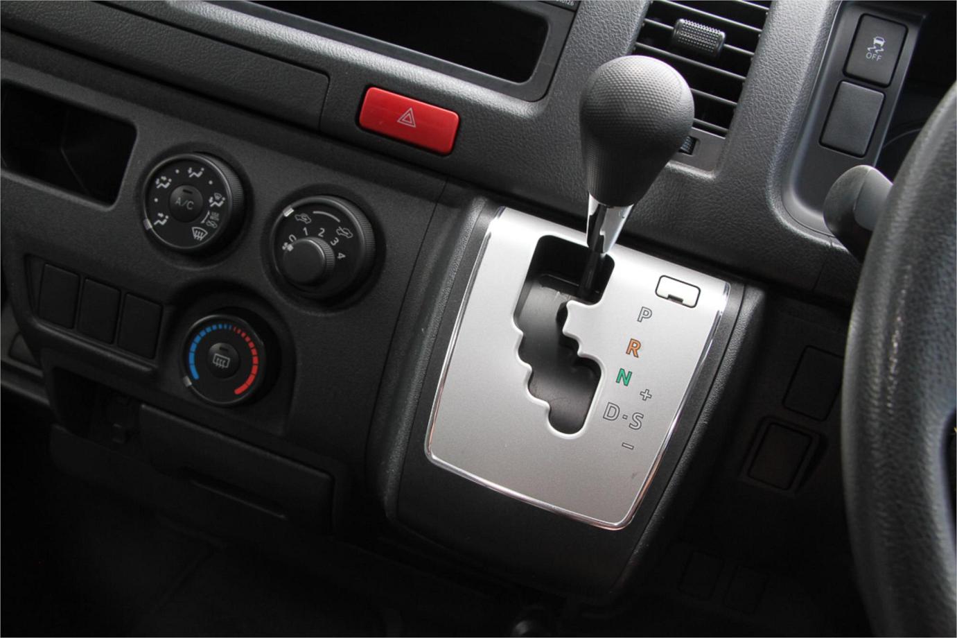 2018 Toyota Hiace Dx (camper Kit) Exterior 8
