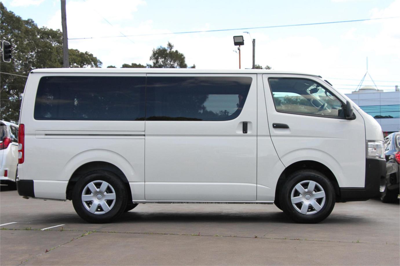 2018 Toyota Hiace Dx (camper Kit) Exterior 10