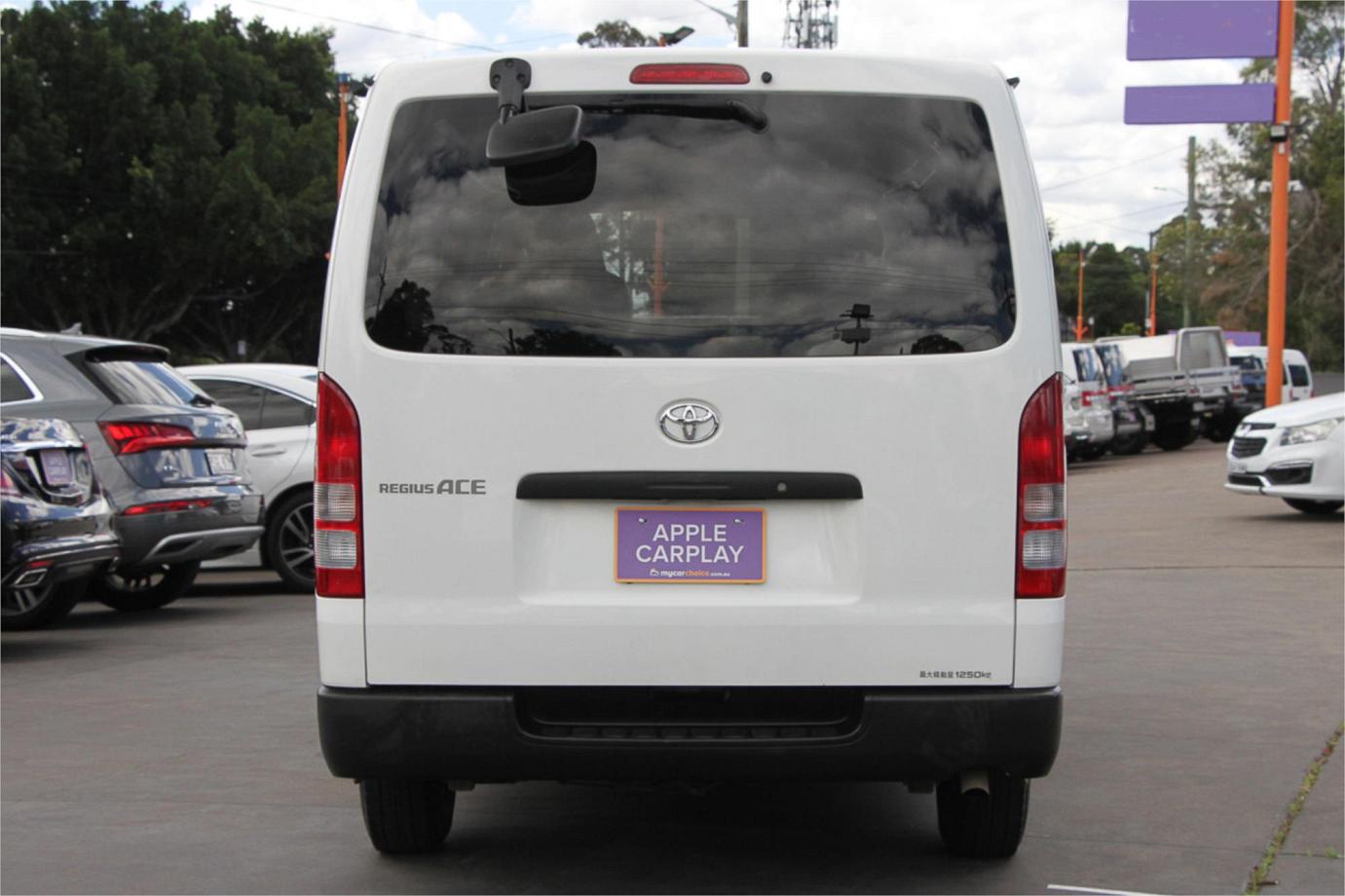 2018 Toyota Hiace Dx (camper Kit) Exterior 13