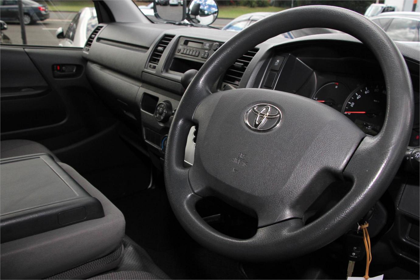 2018 Toyota Hiace Dx (camper Kit) Exterior 22