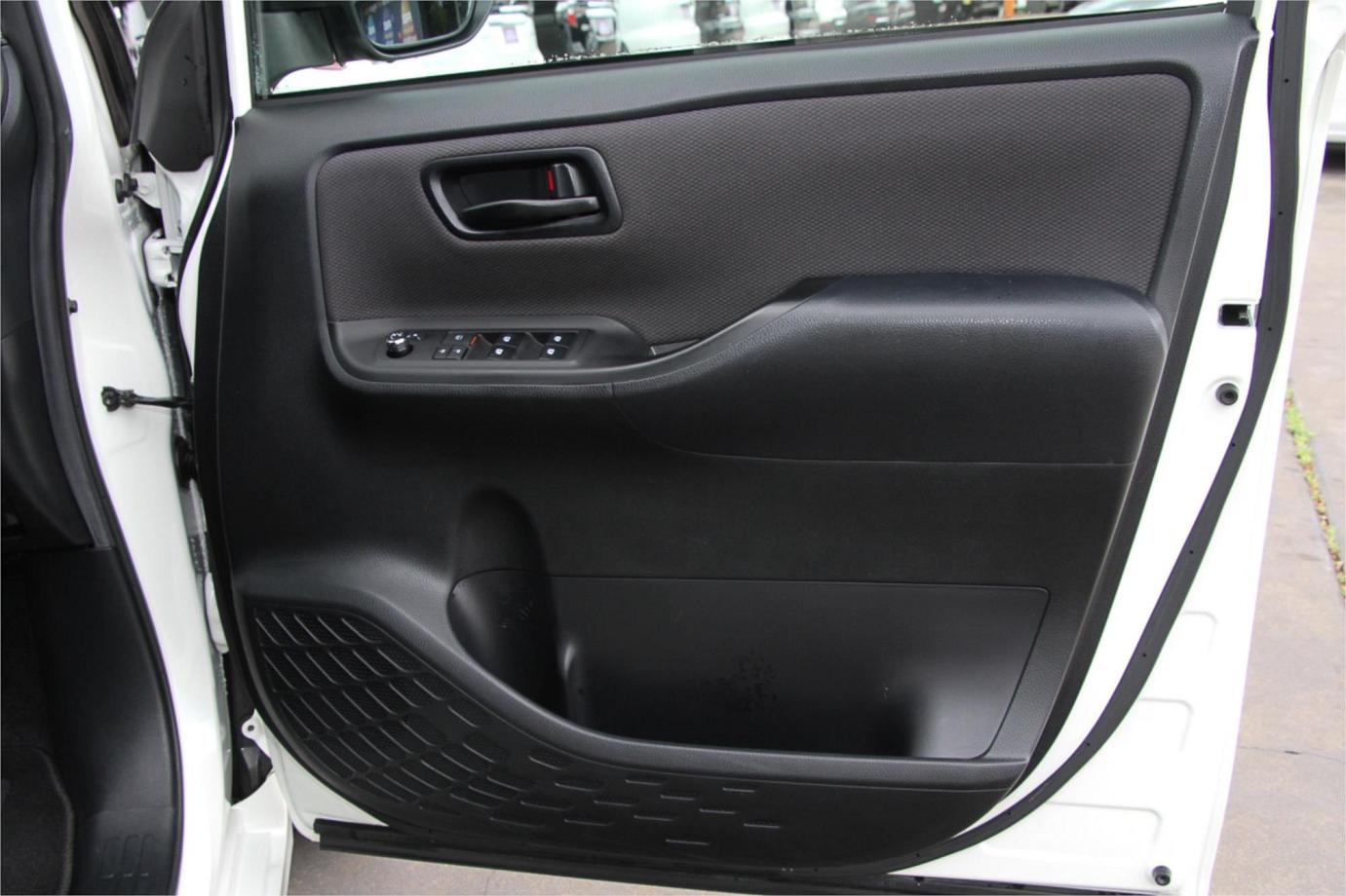 2018 Toyota Noah X (hybrid) Exterior 22