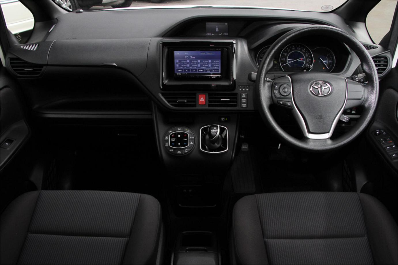 2018 Toyota Noah X (hybrid) Exterior 23