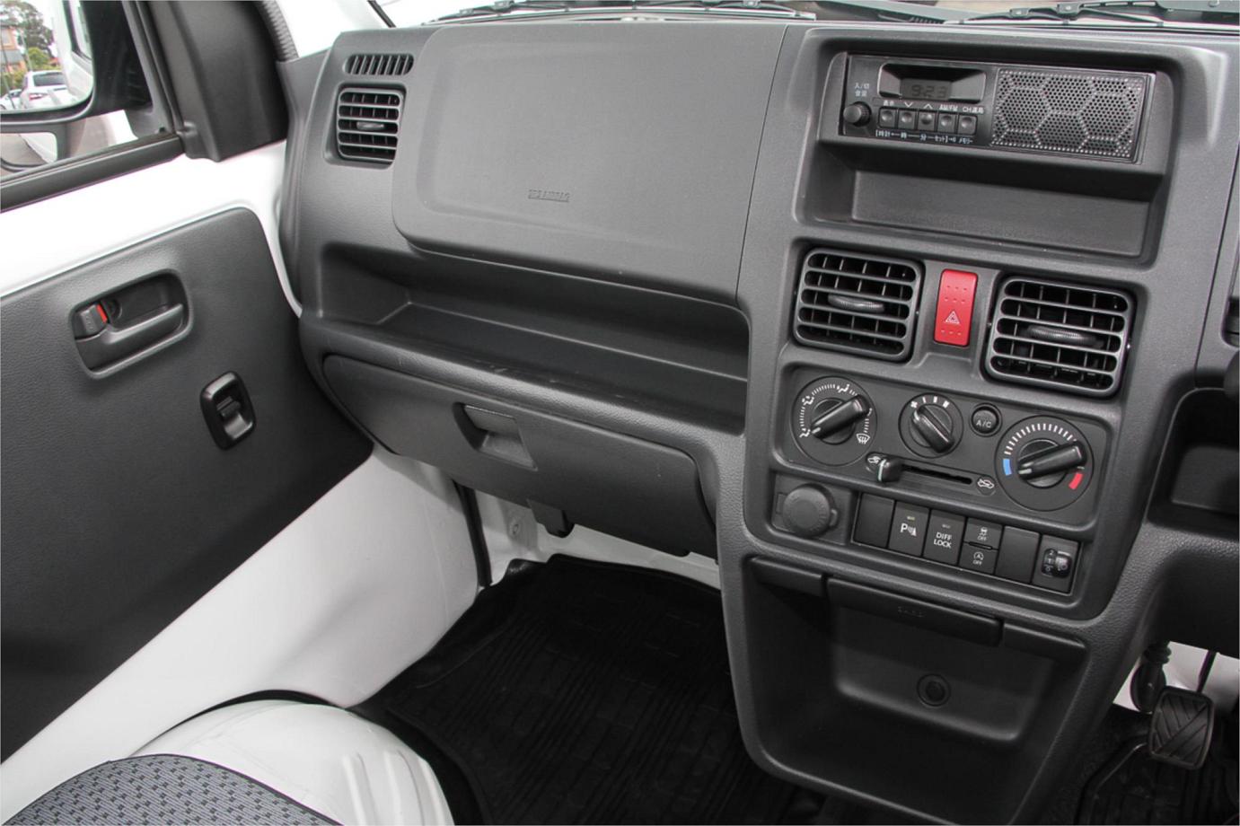 2025 Suzuki Carry Kc Exterior 3