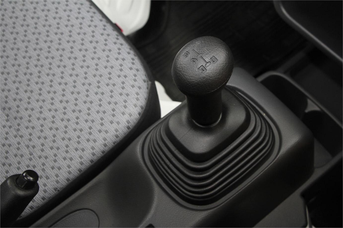 2025 Suzuki Carry Kc Exterior 7